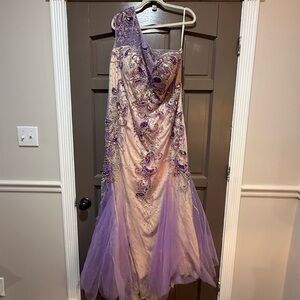 Elegant One-Shoulder Purple Gown